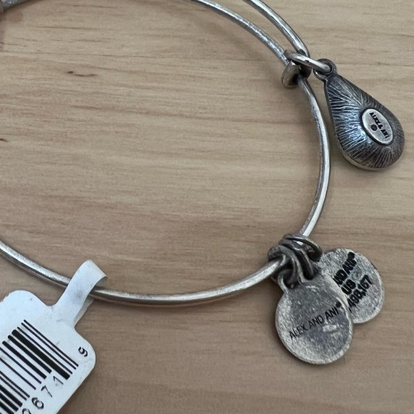 NWT Alex and Ani Green Charm bangle bracelet peridot birthstone energy infused - Picture 6 of 8